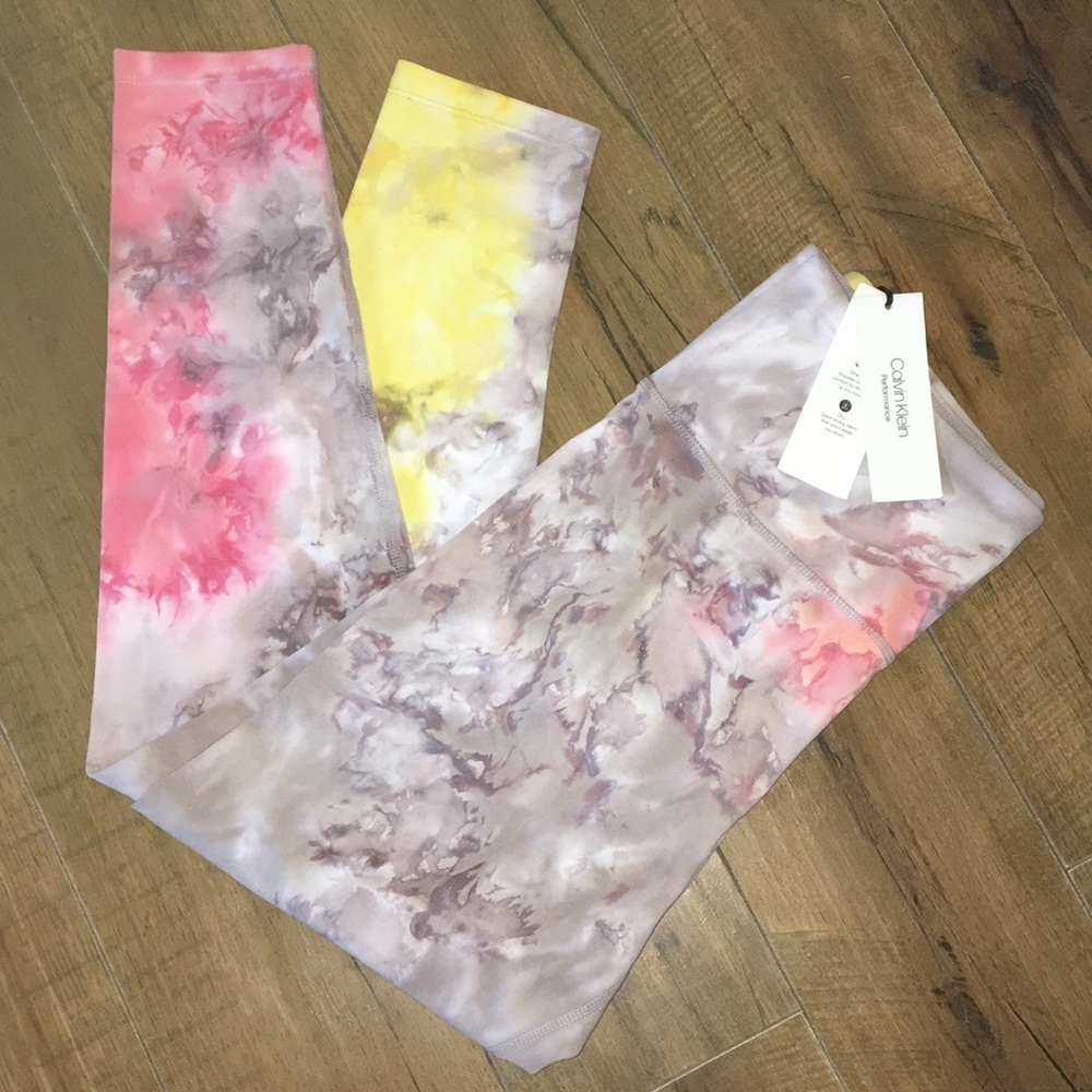 NWT Calvin Klein Performance Tye Died Leggings